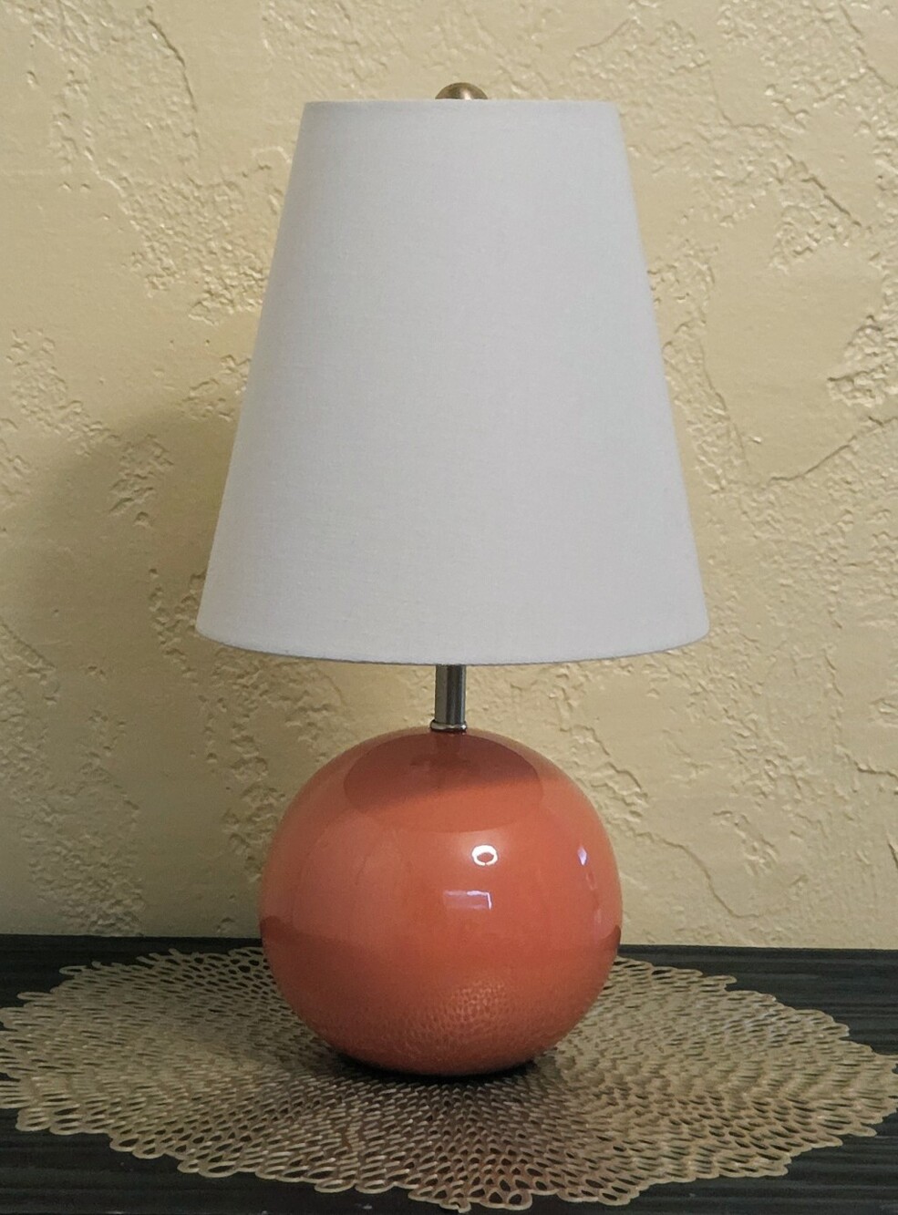 Coral Ball With Gokd Accents Table Lamp 16 Inches Tall